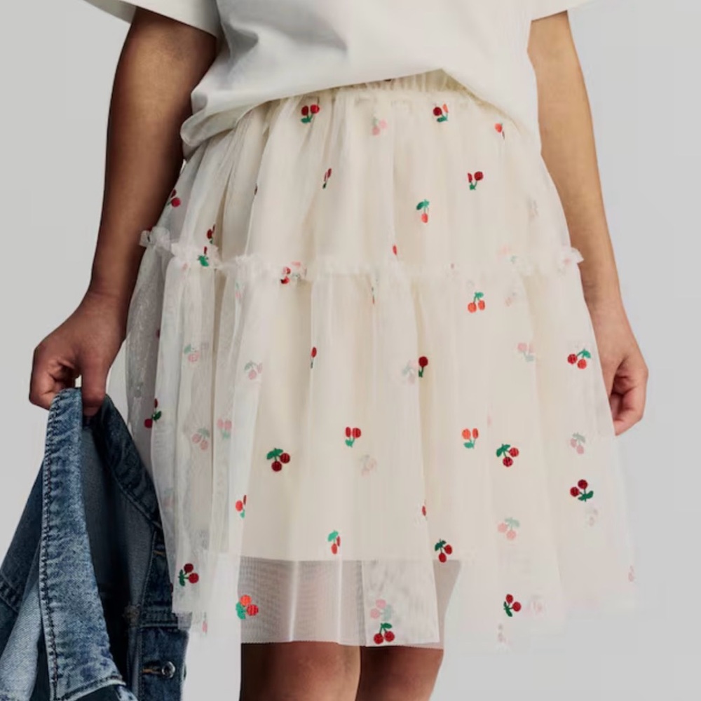 H&M Tulle Cherry skirt